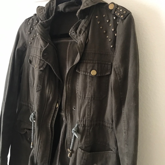 Zenena Outfitters Khaki Jean Jacket - Picture 2 of 7